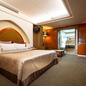 In-Stone Motel